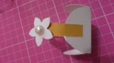 forminha simples com flor/perola